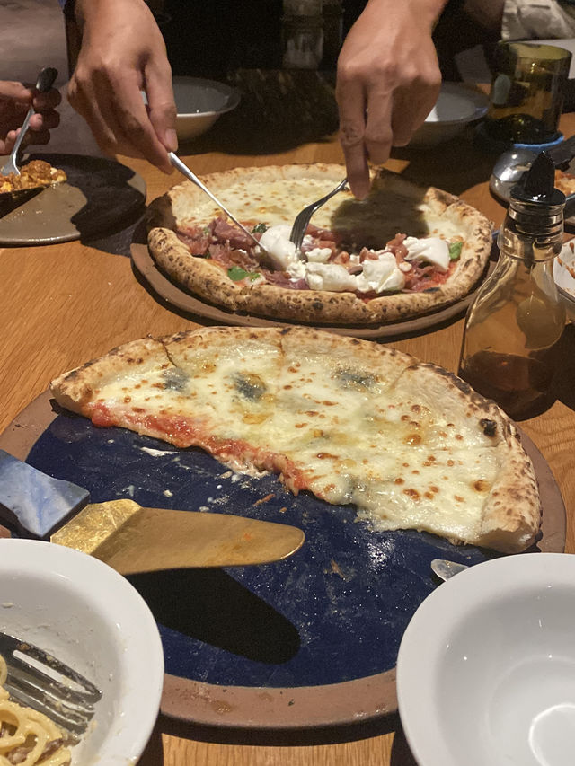 Peace, Pizza and Perfection at Pizza 4p’s