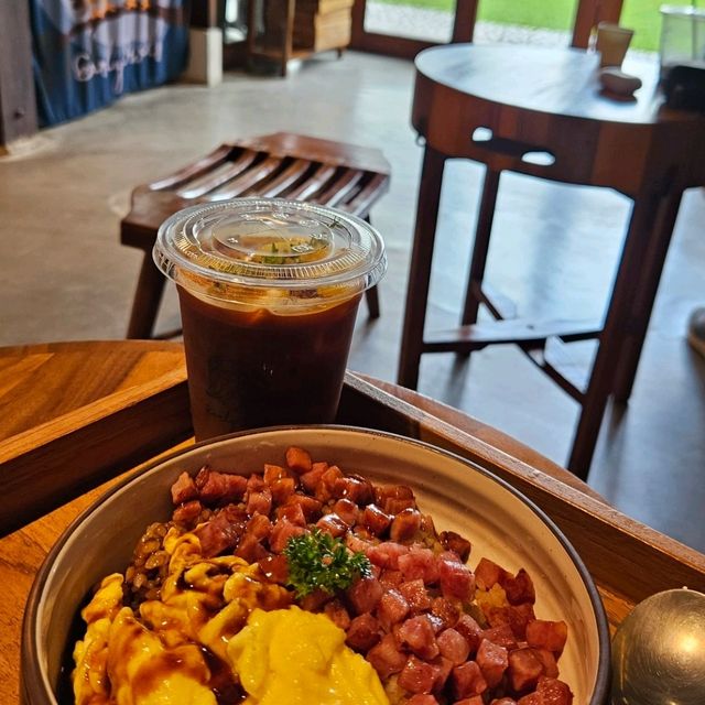 Eat like a Local in Chiang Mai: Authentic Flavors & Hidden Gems