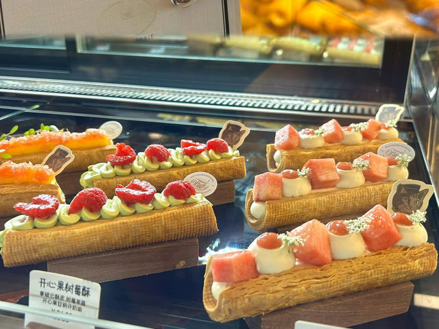 珠海🇨🇳 輕食店，麵包及簡食都做得出色 😍