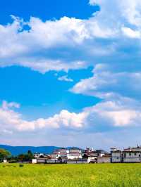 Must-Visit: Xizhou Ancient Town 🌾 Be the Guardian of the Wheat Fields!