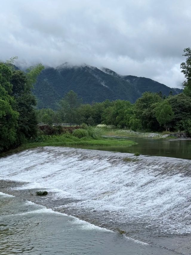 Where Mountains Dream and Water Remembers: Hongcun