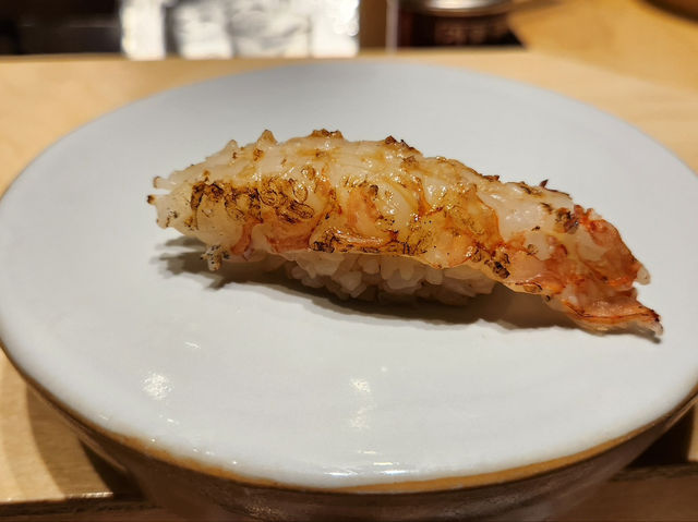 셰프의 손끝에서 빛나는 계절 스시, 부산 심타카이 체험기