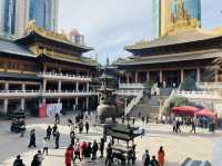 靜安寺：一片喧囂中的寧靜