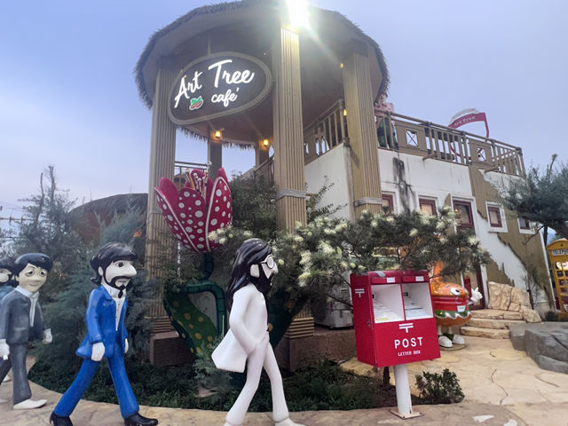 Khaoyai Art tree 