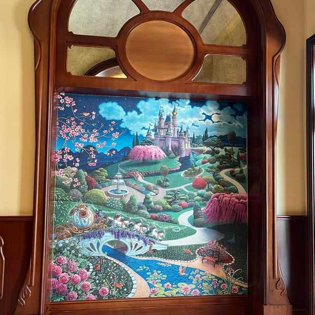 🏰 Staying at Shanghai Disneyland Hotel – Where Magic Begins Before the Park!