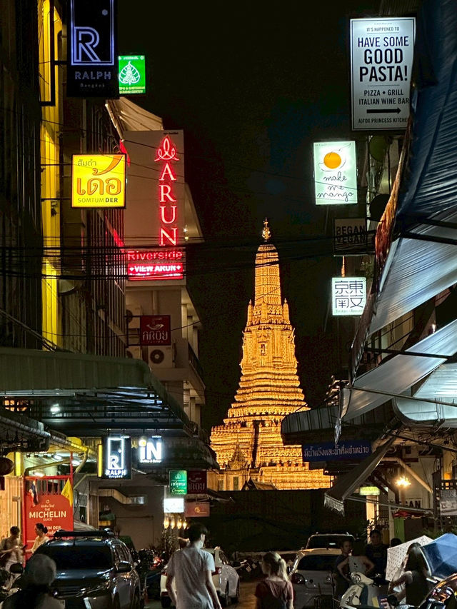 เสน่ห์ของวัดอรุณยามค่ำคืน ผ่านสายตานักถ่ายภาพ