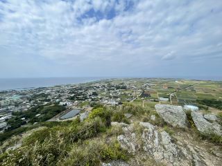 Mount Shiroyama (Tacchu) | Iejima, Okinawa "A stunning panoramic view from the island's symbol, despite being only 172 meters high!"