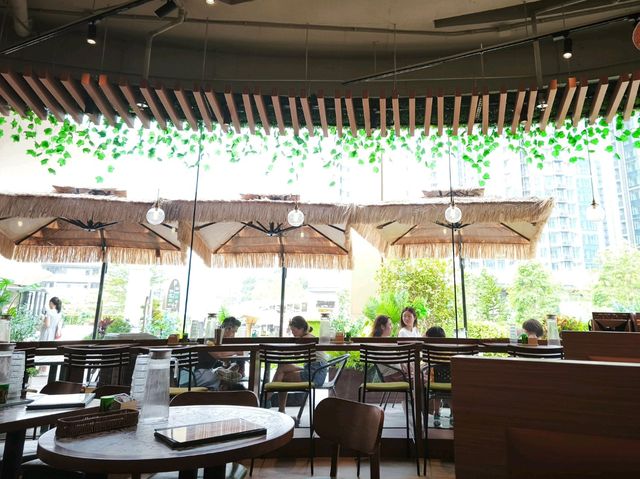 新開張的泰式靚裝餐廳 新開張的泰式靚裝餐廳