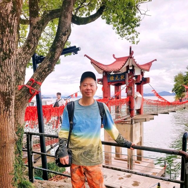 Hangzhou Thousand Island Lake Full Day Tour