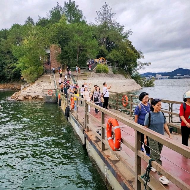 Hangzhou Thousand Island Lake Full Day Tour