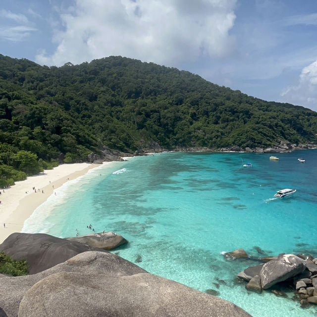หนีเมืองไปเจอสวรรค์! หมู่เกาะสิมิลัน 🌊🐠