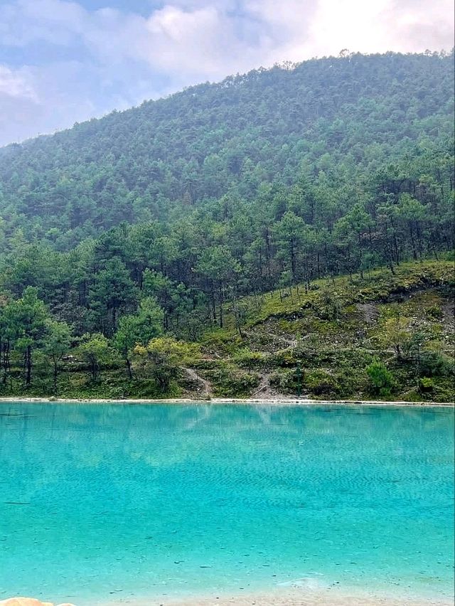 Mirror of the Clouds: Dali’s Erhai Lake Mirror of the Clouds: Dali’s Erhai Lake