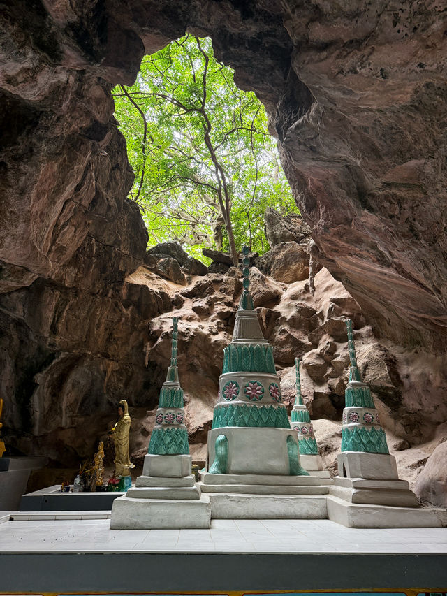 ถ้ำรอดใบโพธิ์