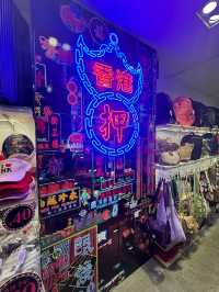 ISSUE 香港手信店 ร้านขายของที่ระลึกฮ่องกง