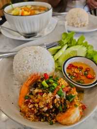 Mashaa Halal Café – A Cozy Halal Spot in Phuket Old Town