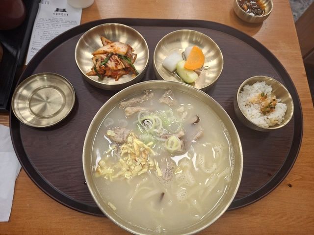 港島韓菜推介😋 正宗韓國人主理🇰🇷 出名食韓式刀削麵