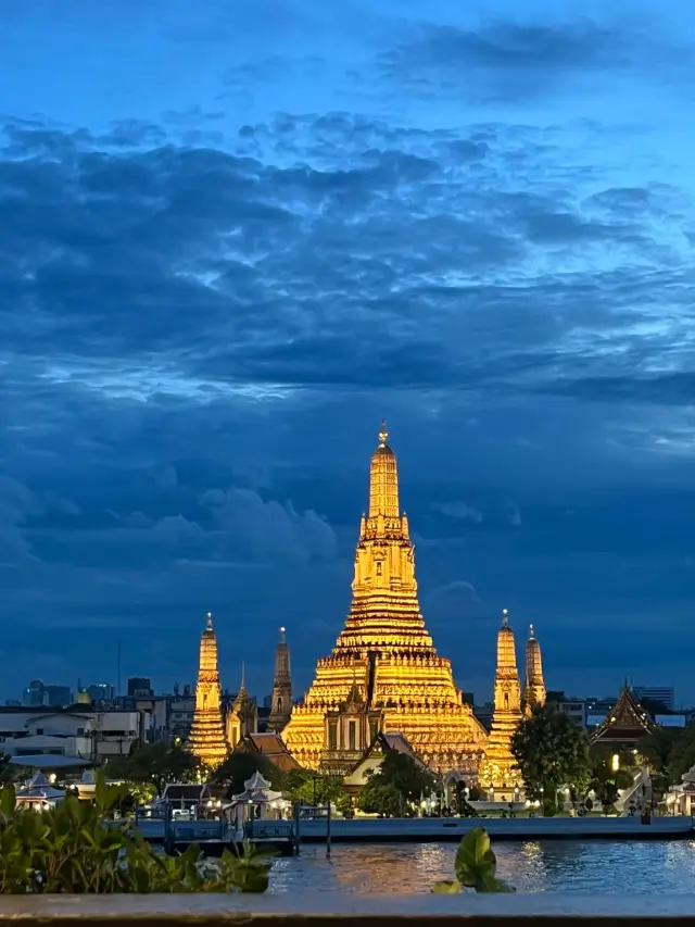 必逛清邁瓦洛洛集市  