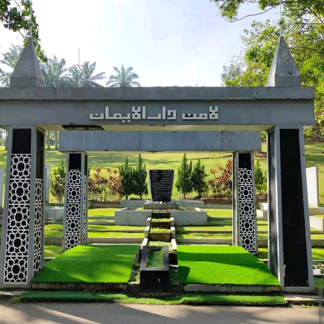 Putrajaya Lake + Botanical Garden 