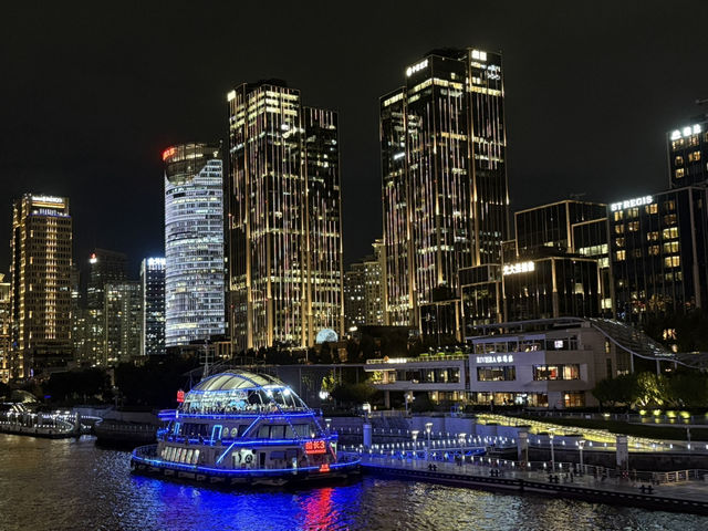 360度環景黃浦江,遊景渡輪超乎想像 360度環景黃浦江,遊景渡輪超乎想像