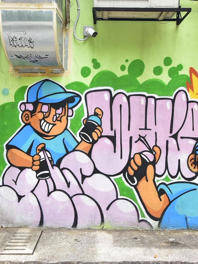 altTitle