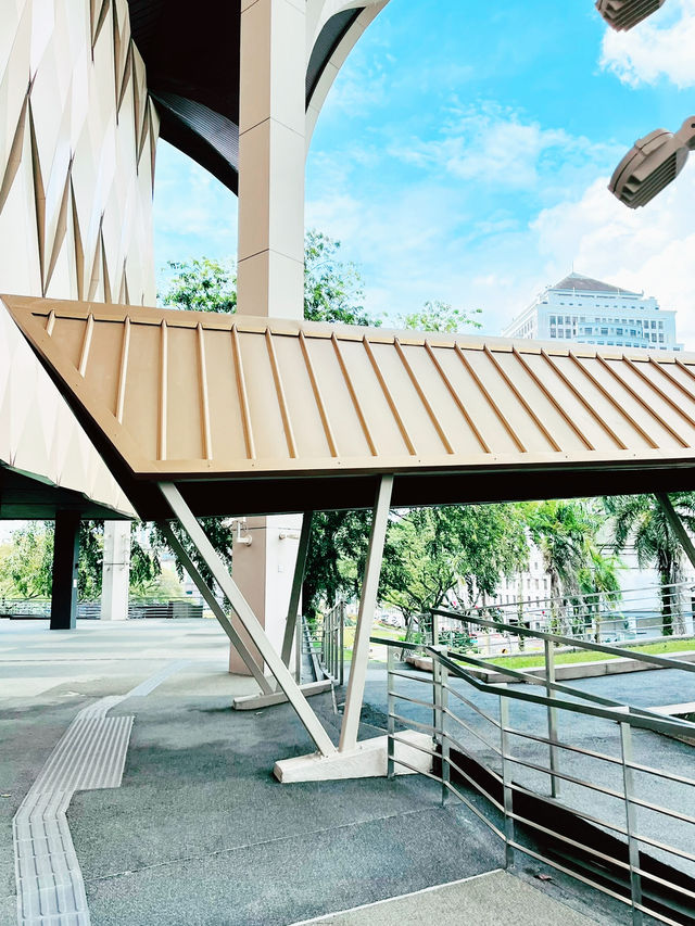 Discover Borneo’s Heritage at the Borneo Cultures Museum Discover Borneo’s Heritage at the Borneo Cultures Museum