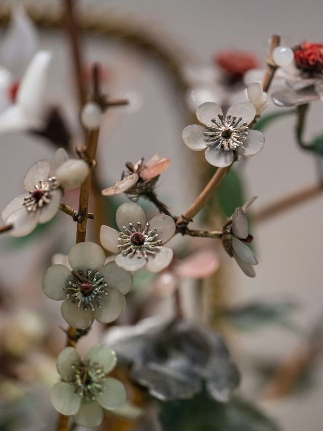 💎🌿 A Garden Made of Gems | Qing Dynasty Gemstone Bonsai at the Summer Palace Museum