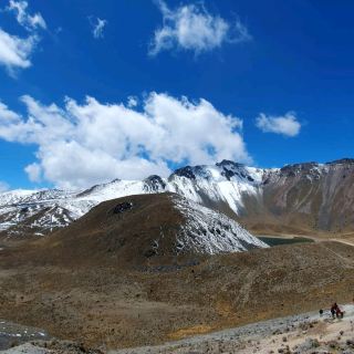 ภูเขาไฟ Nevado de Toluca ที่ดับแล้วในเม็กซิโก (ความสูง 4,600 เมตรเหนือระดับน้ำทะเล)