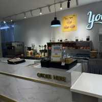 Cool Treats & Cozy Vibes at Yoohoo Dessert Café!