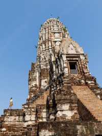 Wat Ratchaburana - old beautiful temple