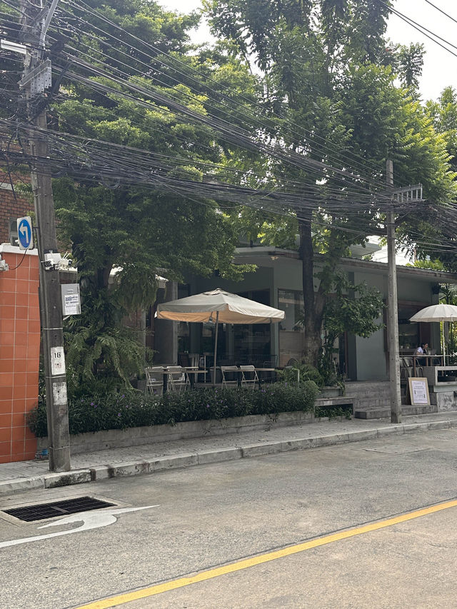Bangkok’s Best Brunch Spot, Toby’s