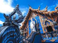 The blue temple of Thailand 🇹🇭 