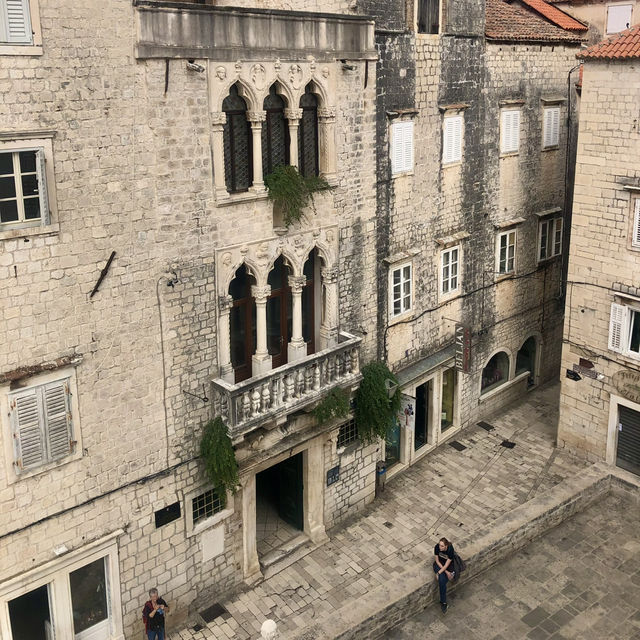 Trotting around Trogir