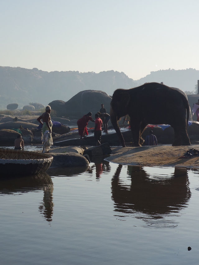 Morning by the Tungabhadra River in Hampi