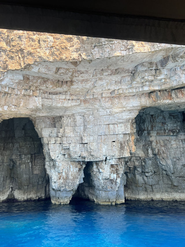 Island Hopping Paradise 
