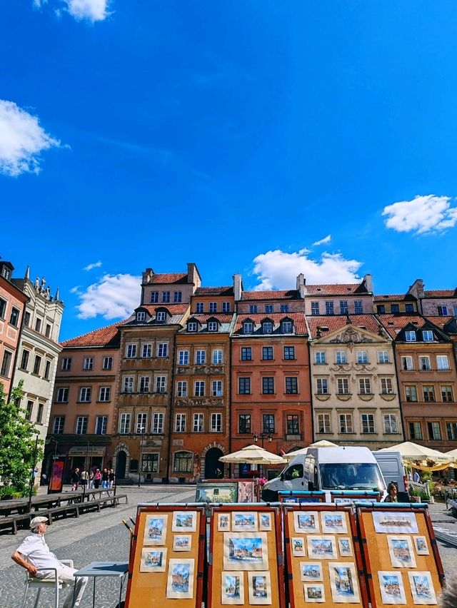 Warsaw City Walk: A Living Painting Where Every Step Tells a Story