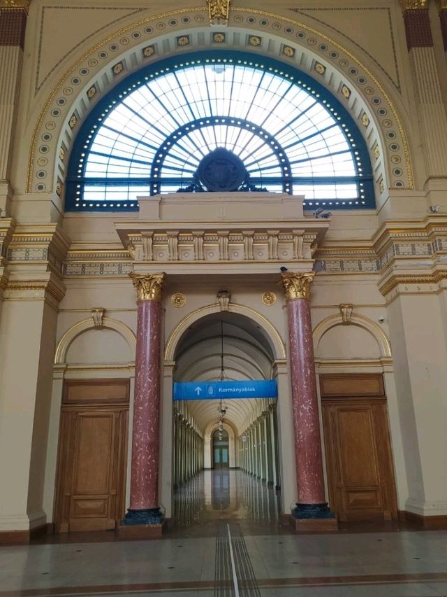 Keleti Railway Station: Budapest’s Majestic Eastern Gateway