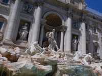 รีวิว Fontana di Trevi (น้ำพุเทพี)