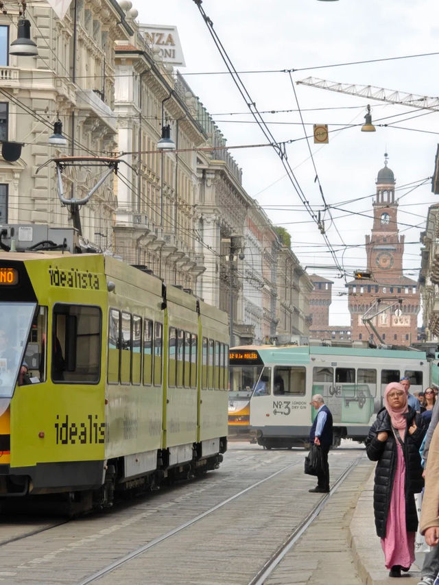 A Stylish Stroll Through Milan: Where Fashion Meets History