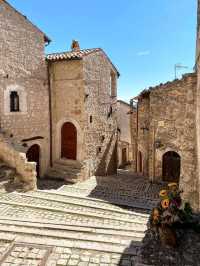 🏔️ City of Quiet Resilience – L’Aquila, Italy