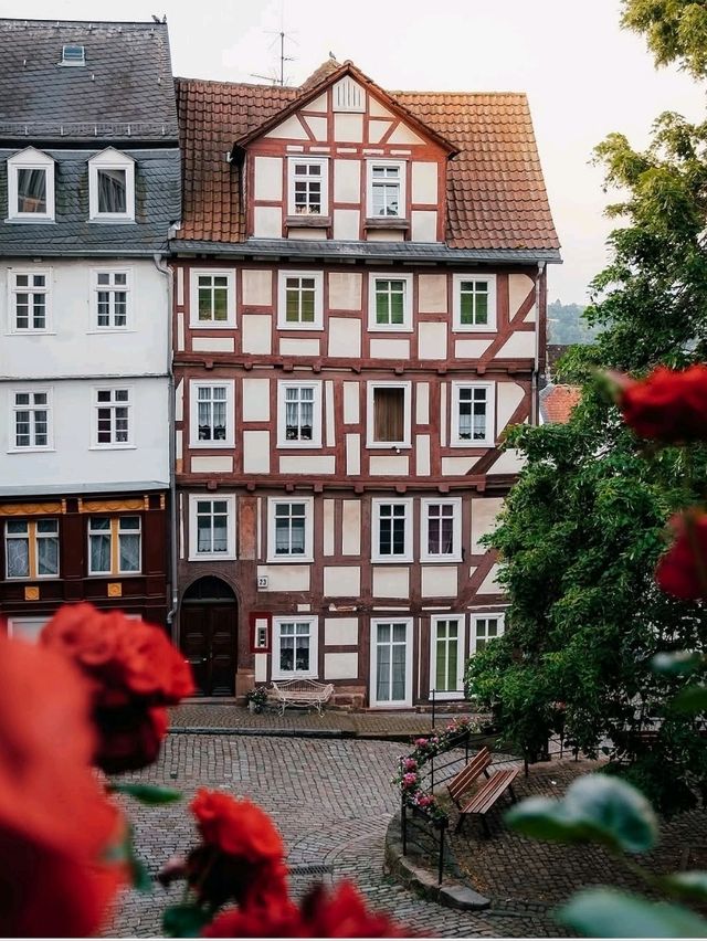 🏰📚 “Where Fairytales Began: A Timeless Day in Marburg” 🇩🇪