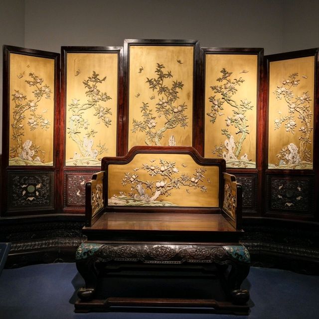 Chinese Ming and Qing Furniture Gallery – Shanghai Museum 🪑🏮✨