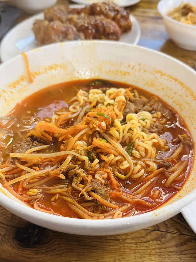 🇰🇷🍜 A Tasty Korean Lunch Break at Modu Korean Bowl-Bibimbap