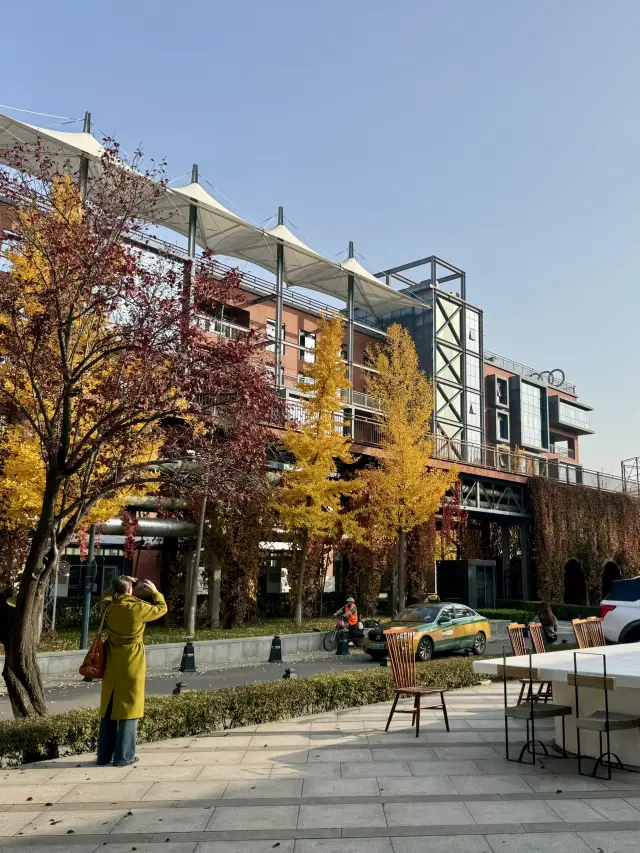 工廠變身藝術殿堂：798藝術區