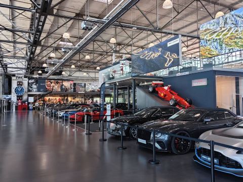 📍ミハエル・シューマッハ プライベートコレクション | Trip.com ケルン