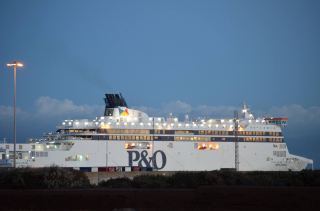多佛爾到加來：我們橫跨英倫海峽的渡輪之旅。