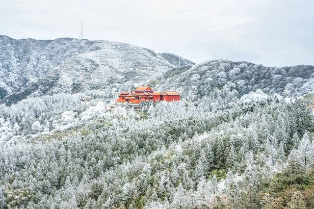 永州雙牌陽明山｜霧淞美如仙境，雲霧繚繞間散發出神秘而寧靜