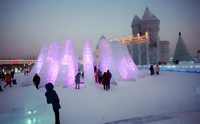 冰雪之夢：探訪哈爾濱冰雪大世界的炫麗奇景！