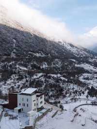 川西冬日秘境氛圍感拉滿解鎖雪山觀景酒店