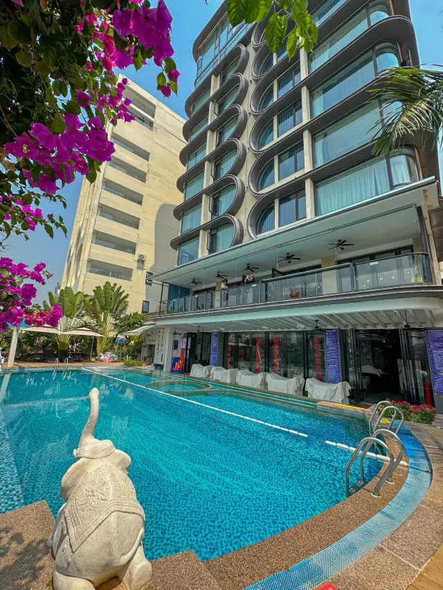 西雙版納一定要住的這家江景溫泉酒店