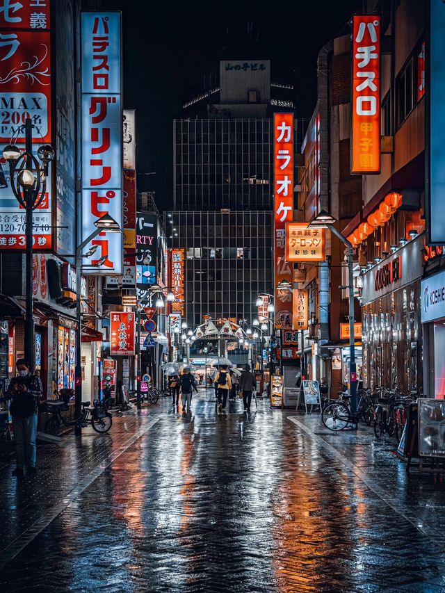 東京夜晚的街道如此迷人